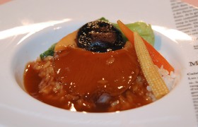 フカヒレ姿煮丼